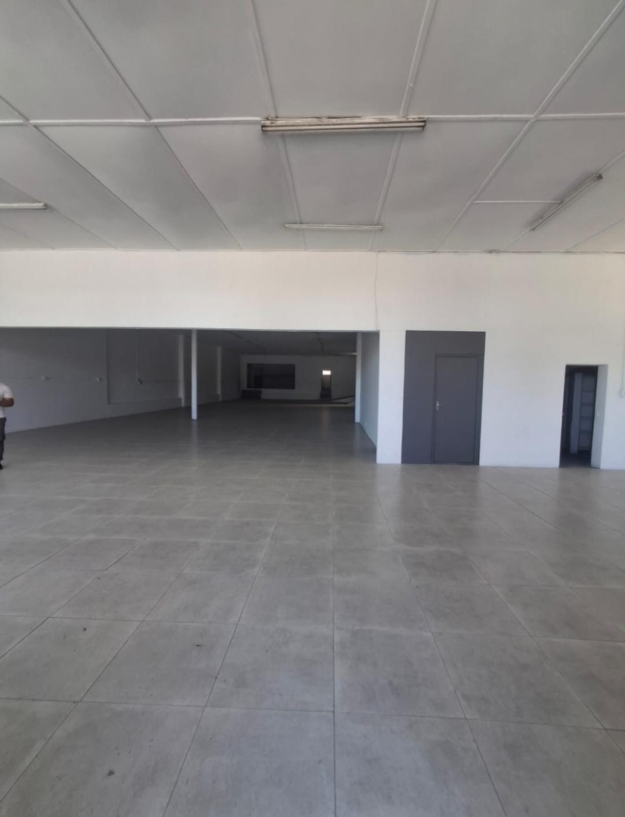 To Let Commercial Property for Rent in Oudtshoorn Central Western Cape